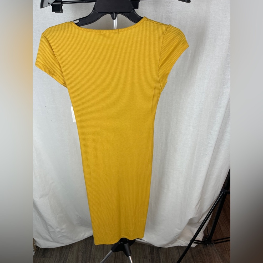 VELVET TORCH YELLOW RIBBED KNIT MIDI DRESS SIZE MEDIUM (8-10) NWT - Picture 8 of 11